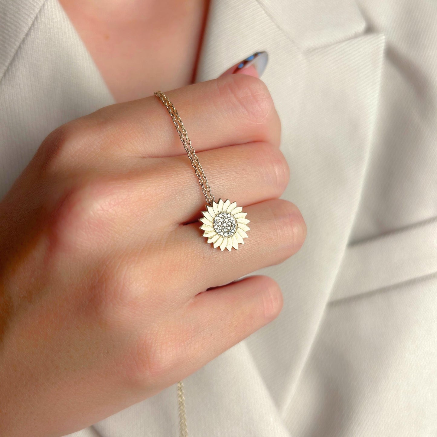 Gold Sunflower Necklace, Dainty Flower Pendant with Sparkle Center, Summer Jewelry, Bridesmaid Gift