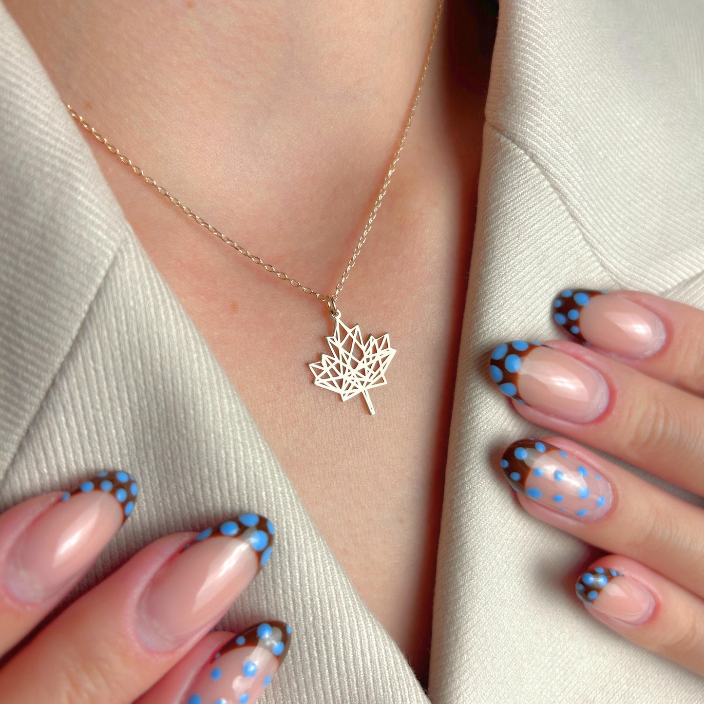 Maple Leaf Necklace, Canada Jewelry, Dainty Nature Pendant, Autumn Charm
